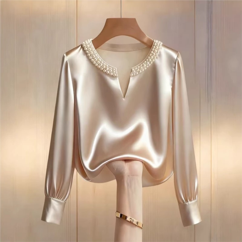 Embroidery On Shirt - Elegante Bluse im französischen Stil mit