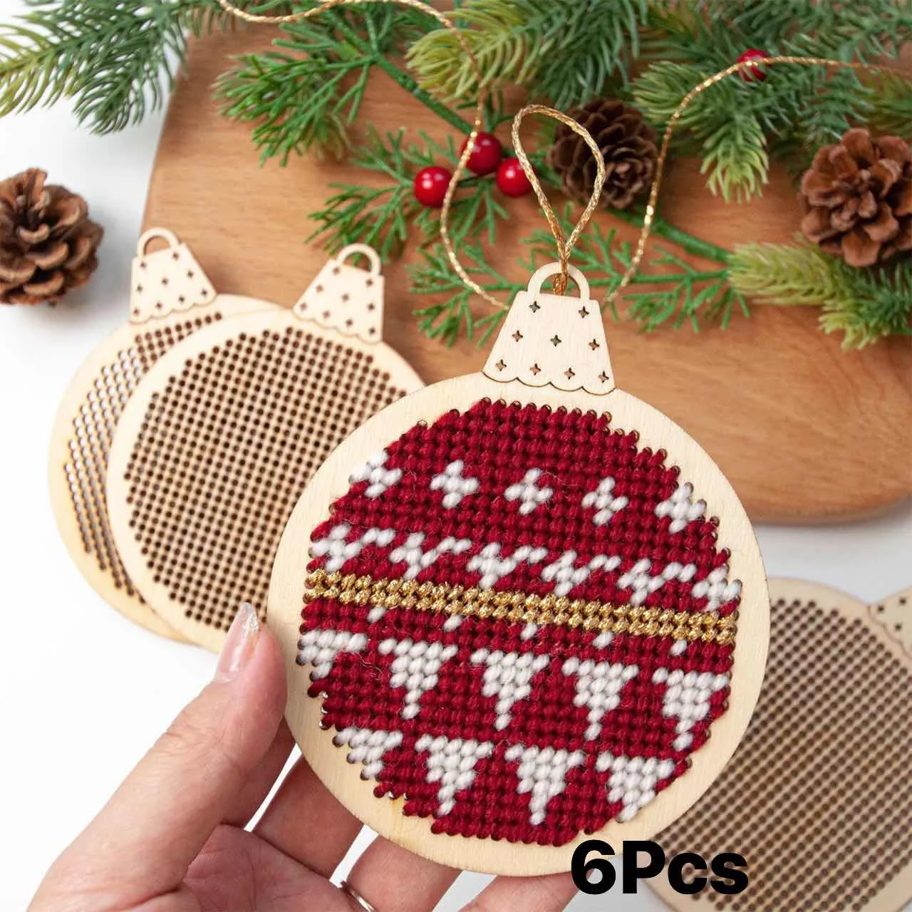 Embroidery Xmas Tree - 12 Stück Weihnachts-Kreuzstich-Holzanhänger zum Basteln für