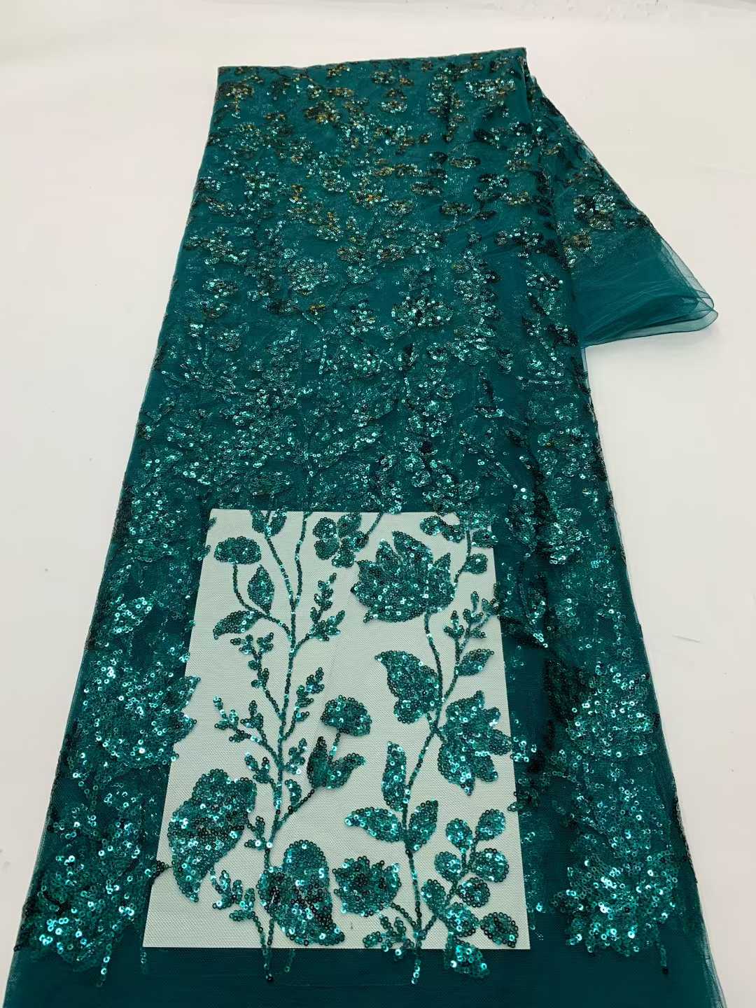 Afrikanische Spitze Stoff Mit  – Embroidery Net Fabric Bewertung und Preis