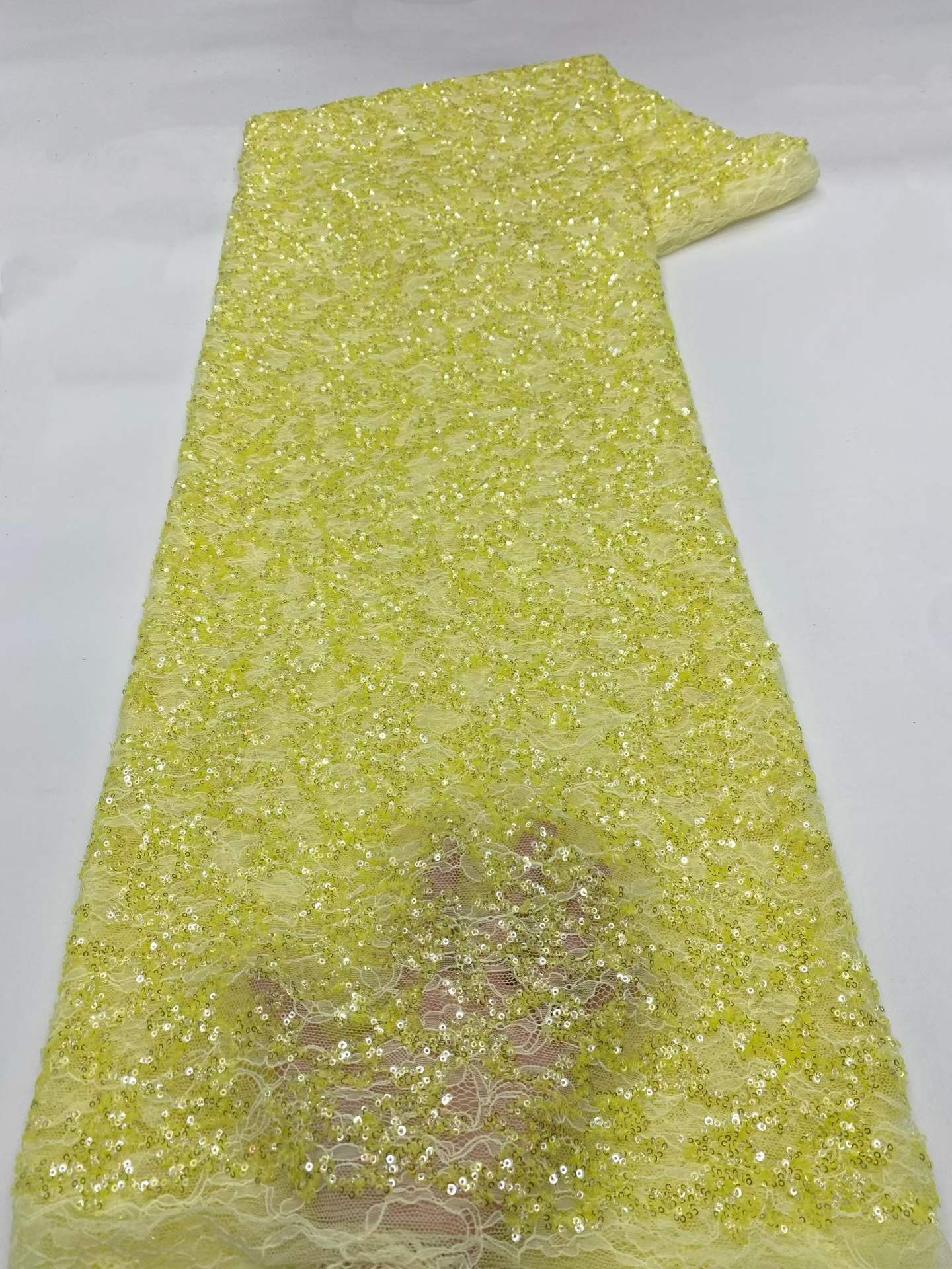 Mccarthy Super Top Spitzenstof – Embroidery Net Fabric Bewertung und Preis