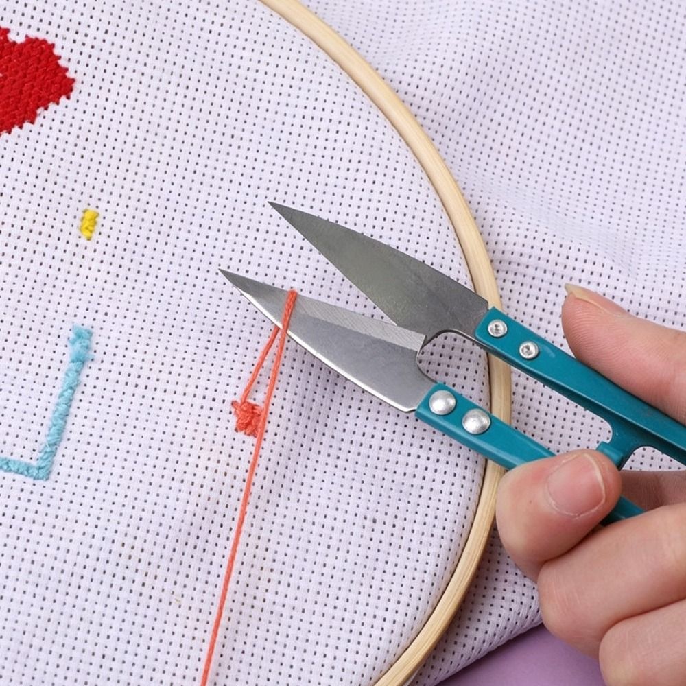 Neue U-förmige Nähscheren Meta – Embroidery Scissors Small Bewertung und Preis