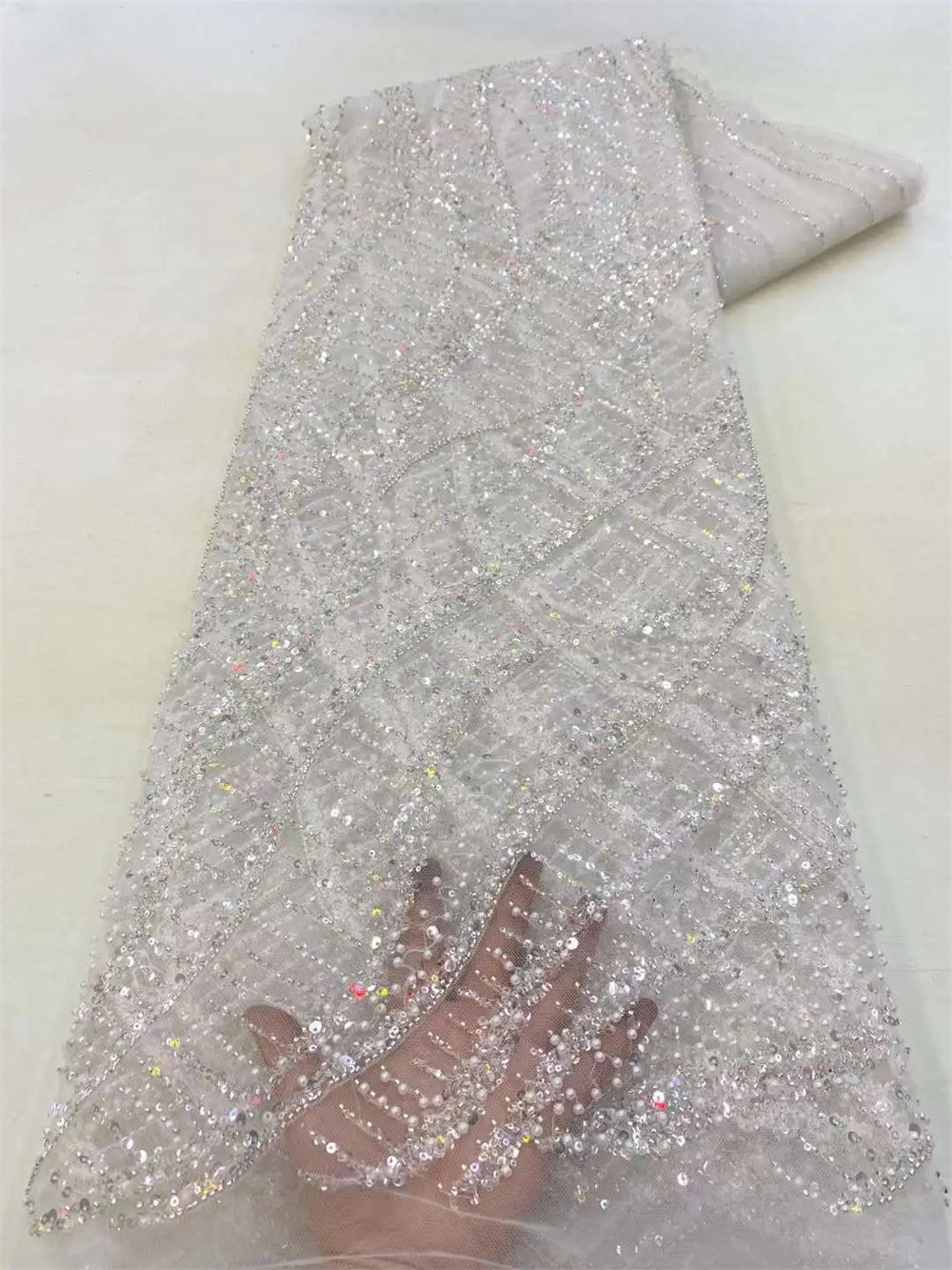 Afrikanische Pailletten Perlen – Embroidery Net Fabric Bewertung und Preis
