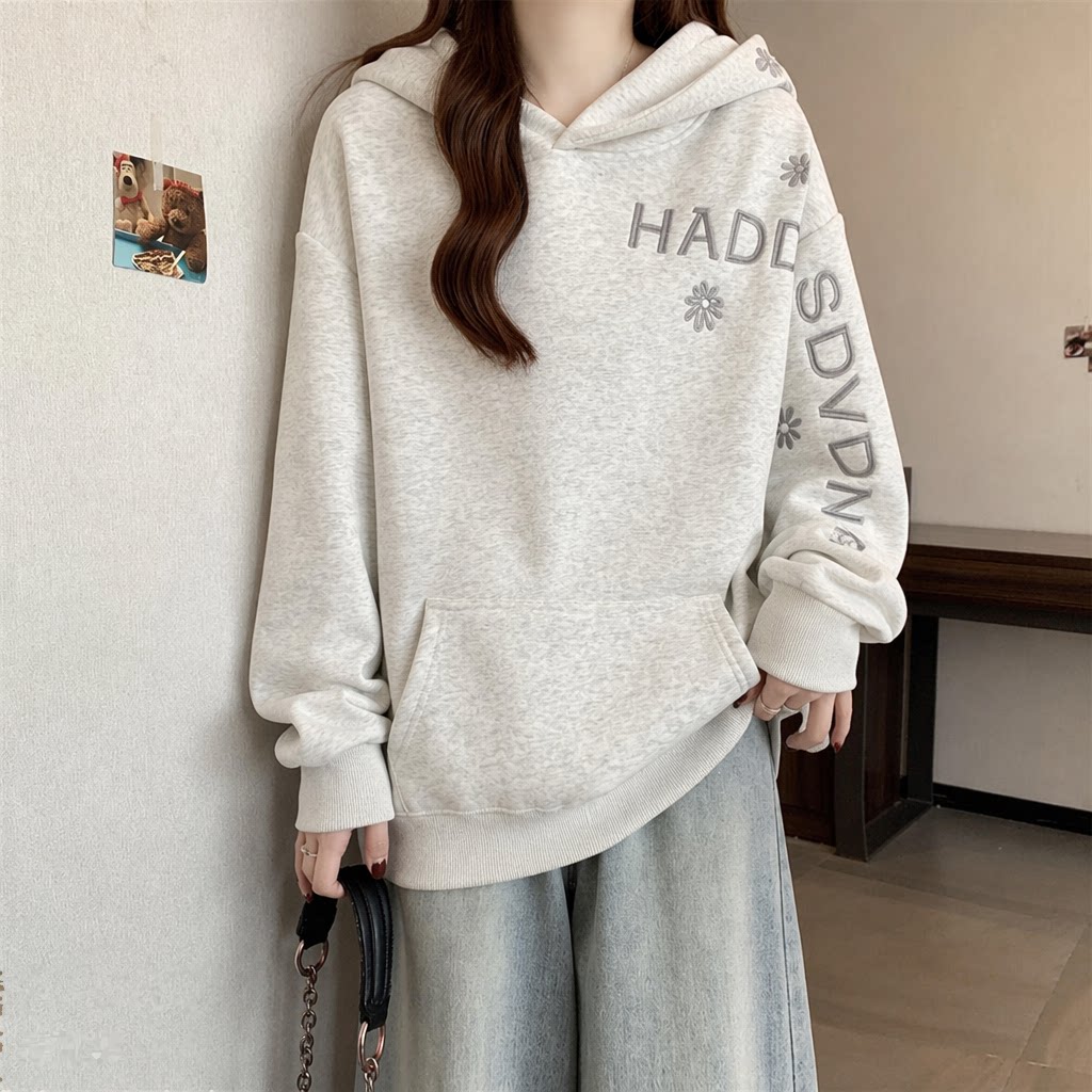 Einfarbiger Damen-Hoodie Modis – Embroidery Letter N Bewertung und Preis